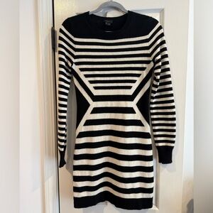 Theory cashmere sweater dress - Striped Black and White cashmere Dress - small